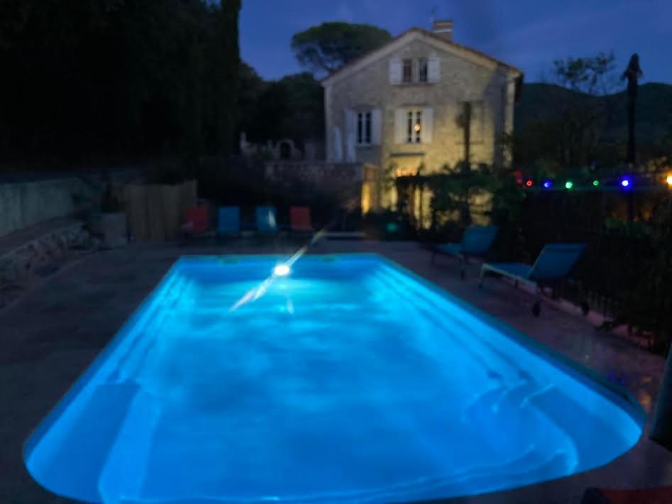 Les Horizons 800m centre ville Nyons- SPA- Jacuzzi - MASSAGE- SAUNA -Piscine CHAUFFÉE Extérieur photo